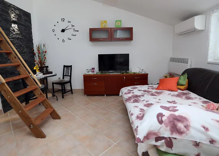 Izabela 5g Apartment